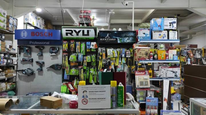 Penjualan Alat Teknik dan Handtools